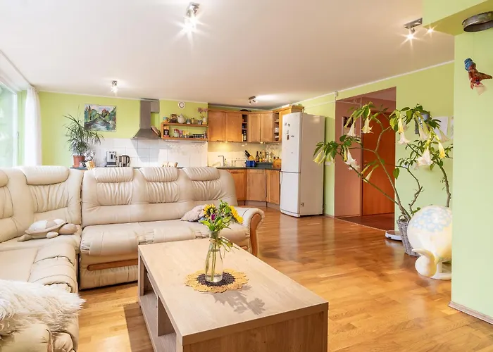 Appartement Hermiinstay - With Sauna And Hot Tub